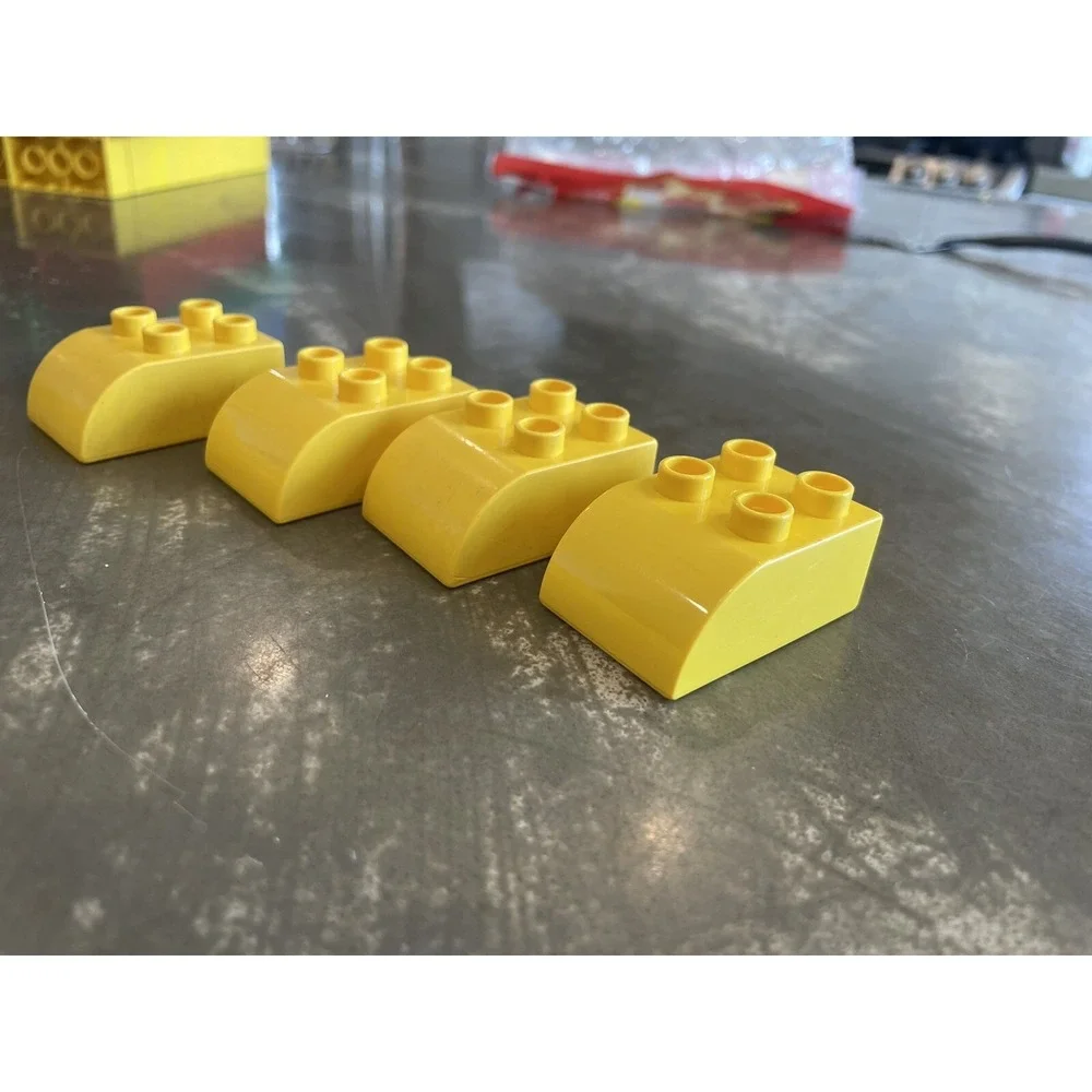 LEGO DUPLO Building Blocks 26pc YELLOW Mixed Size Lot Toy/Gift/STEM - Picture 2 of 5
